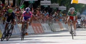 Giro d'Italia- O Ulissi νικητής στο 17ο επεισοδιακό ετάπ